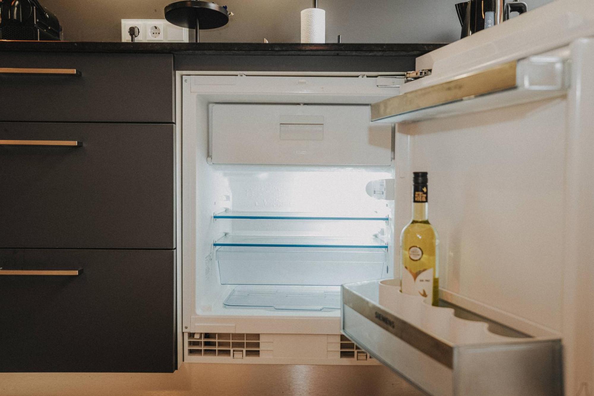 Downtown Apartment Mit Luxusbad Am Hafen Nur 5 Minuten Zu Fuss In Die Innenstadt Und Zum Bahnhof! Oldenburg Esterno foto